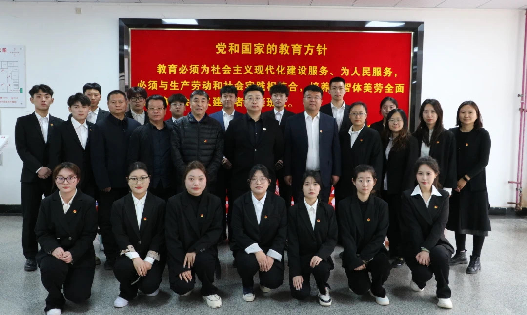 beat365唯一官方网站举行院领导与团学干部见面会