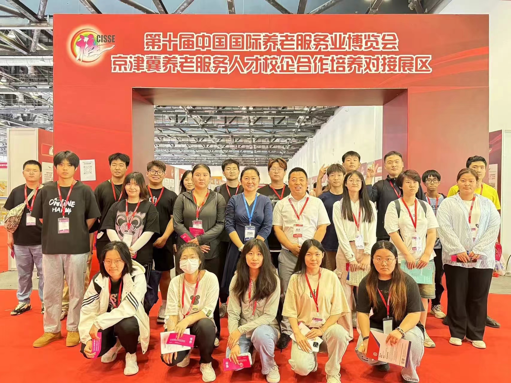 05dbf9a27cdf6179fa26349f4542b11.jpg