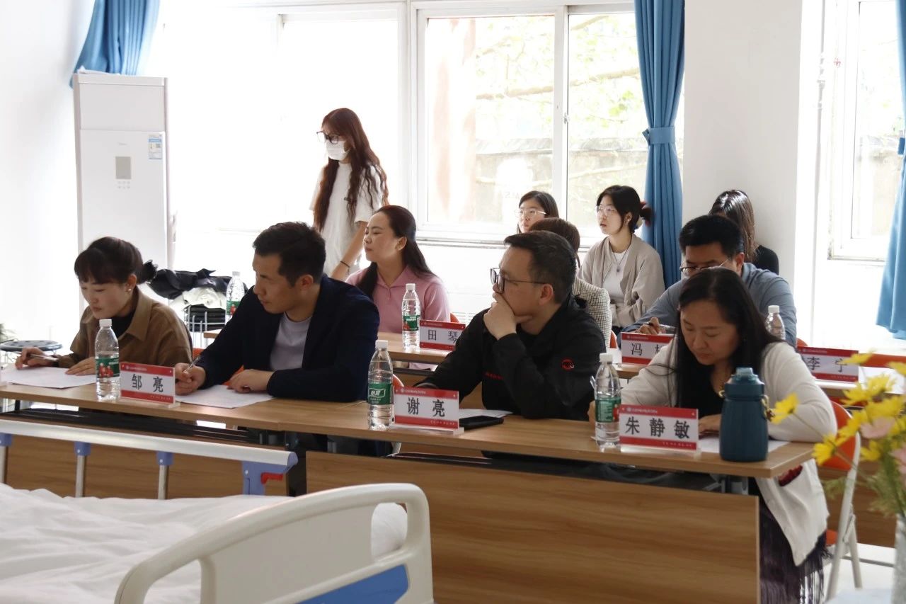 0cbe3cc7a3ae1f1880302f53cd3b8aca.jpg